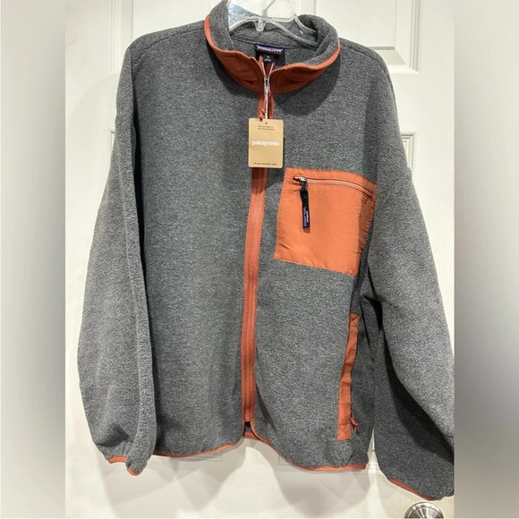 Patagonia Women's M Medium Synchilla Jacket Fleece Burl Red Grey Nickel NWT - Picture 1 of 11
